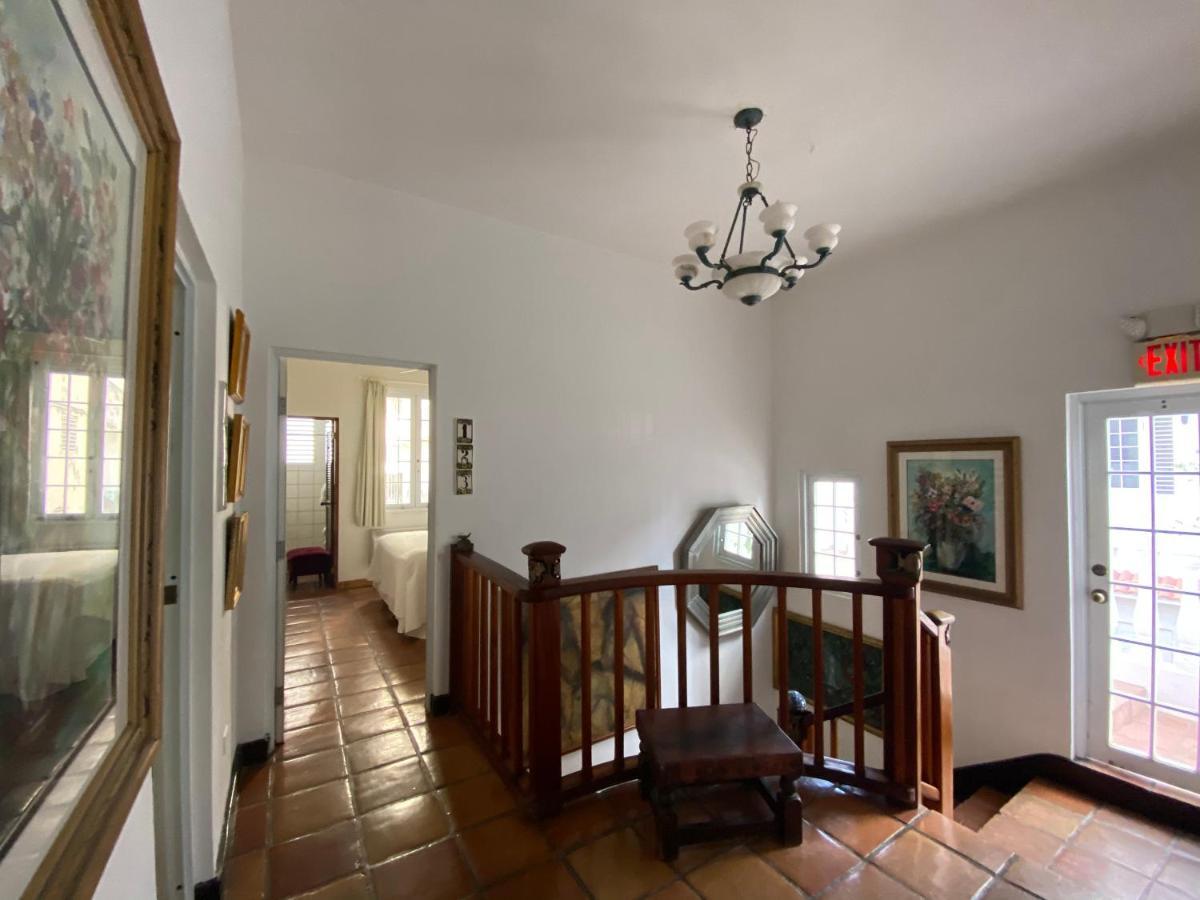 At Wind Chimes Boutique Hotel Сан Хуан Екстериор снимка