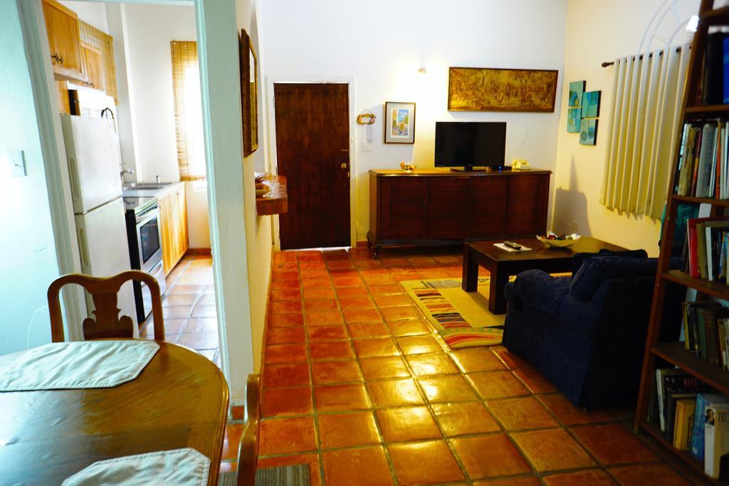 At Wind Chimes Boutique Hotel Сан Хуан Екстериор снимка